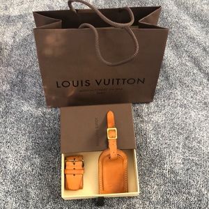 🧳Louis Vuitton Leather luggage bag tag with poignet ( Set #1)